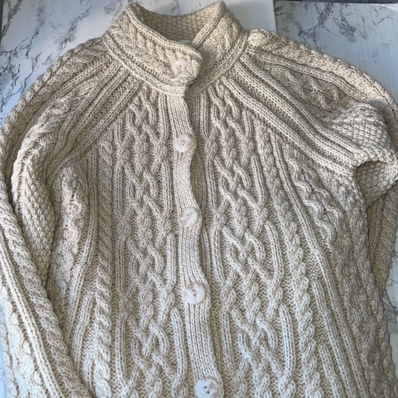 ARAN MÕR IRELAND 100% MERINO WOOL SWEATER WOMENS SIZE MEDIUM IN GREAT CO… - Picture 2 of 12